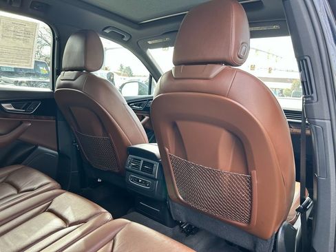 Used 2017 Audi Q7 3.0T Prestige image 16