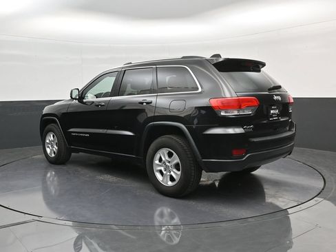 Used 2016 Jeep Grand Cherokee Laredo w/ Quick Order Package 23E AWD/4WD image 5