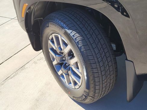 New 2026 Nissan Frontier SV w/ SV Convenience Package image 11