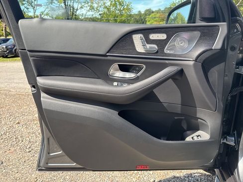 New 2026 Mercedes-Benz GLS 450 4MATIC image 21