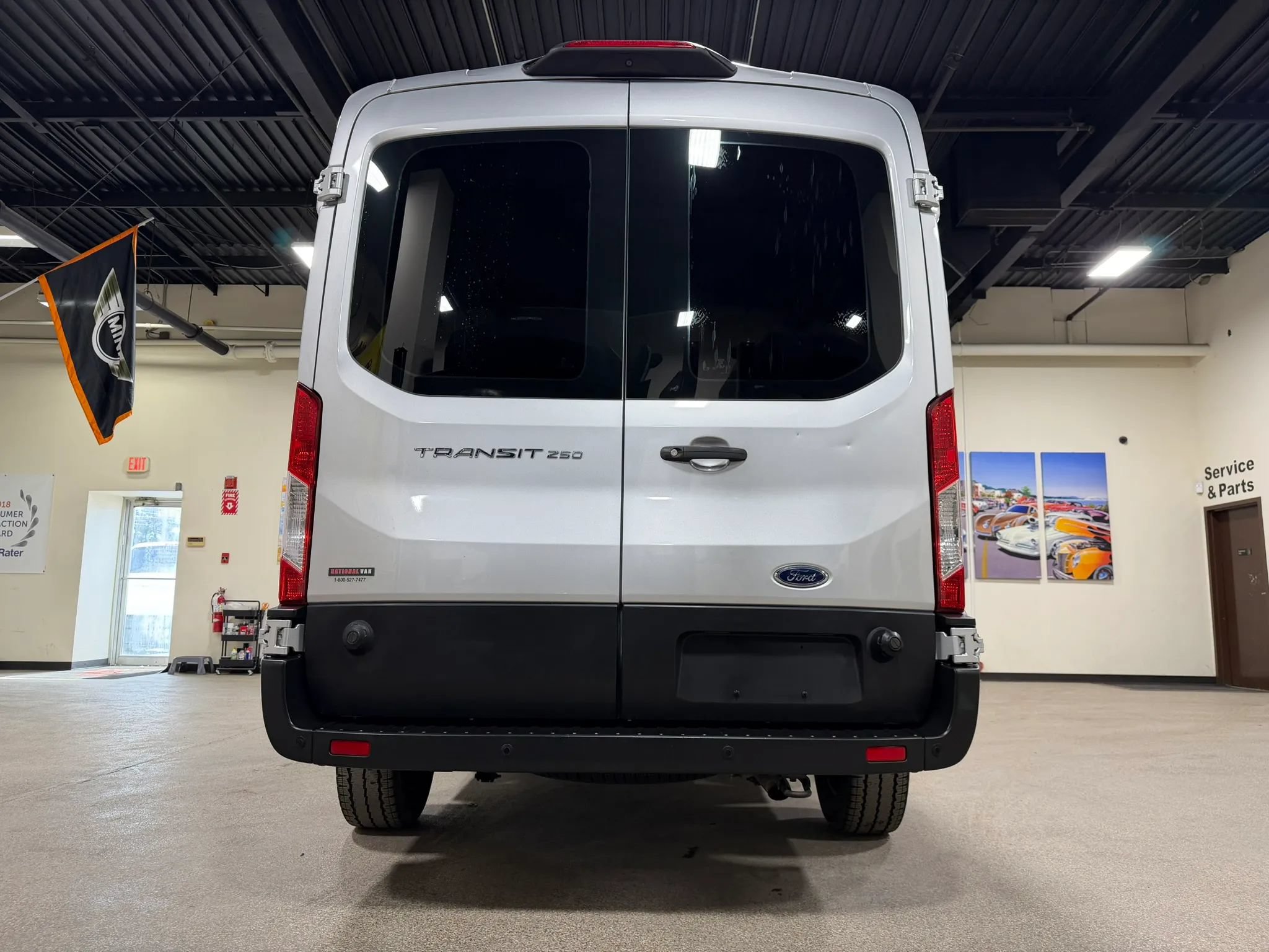 Used 2019 Ford Transit 250 148 Medium Roof RWD image 19