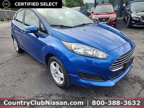 Used 2019 Ford Fiesta SE w/ Cold Weather Package FWD image 2