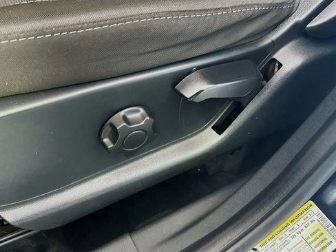 Used 2021 Ford EcoSport SE FWD image 18