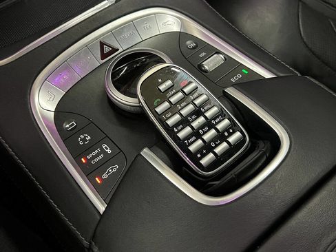 Used 2014 Mercedes-Benz S 63 AMG 4MATIC Sedan image 95