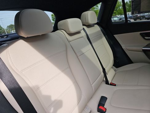 Certified 2026 Mercedes-Benz GLC 300 image 12