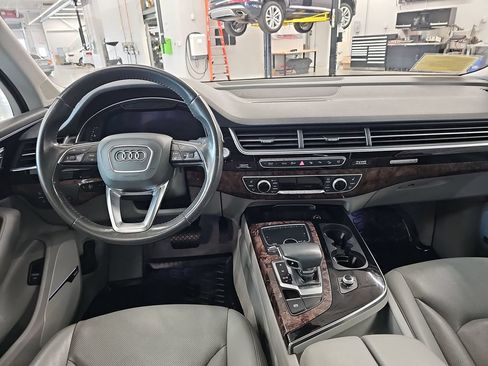 Used 2019 Audi Q7 3.0T Premium Plus AWD/4WD image 11