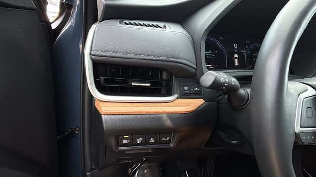 Used 2024 Toyota Grand Highlander AWD Hybrid image 21