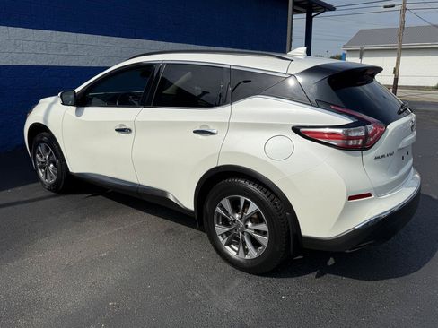 Used 2018 Nissan Murano SV AWD/4WD image 17