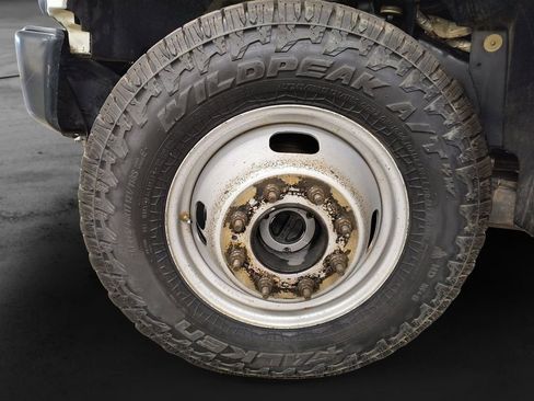 Used 2008 Ford F350 XL image 9