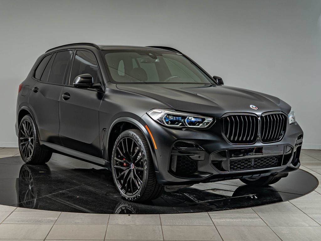 Used 2023 BMW X5 M50i w/ Executive Package AWD/4WD image 3