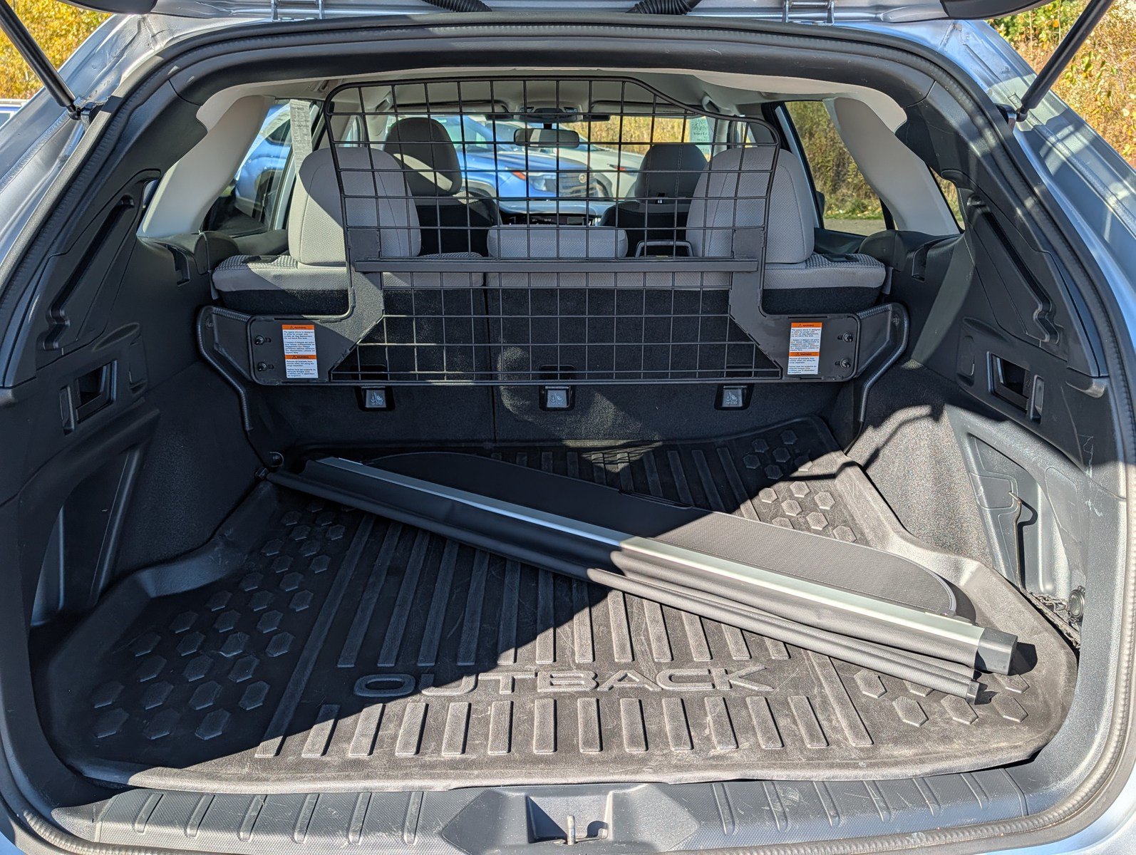 Used 2023 Subaru Outback Premium AWD/4WD image 18