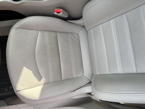 Used 2023 GMC Terrain Denali image 12