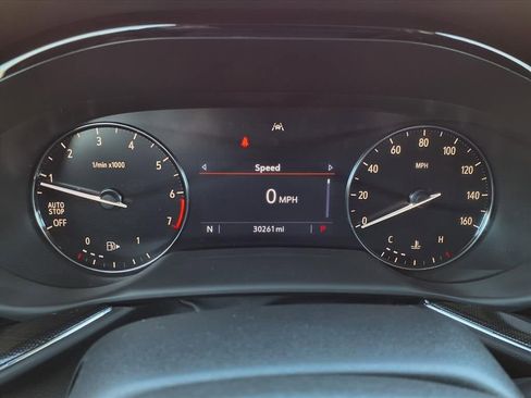 Used 2023 Buick Envision Preferred image 11