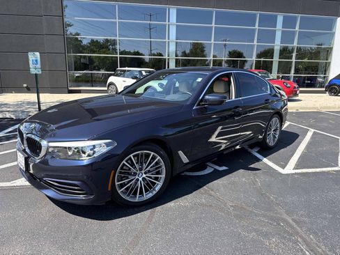 Used 2019 BMW 540i xDrive AWD/4WD image 1