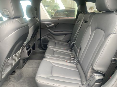 New 2026 Audi Q7 3.0T Prestige image 21