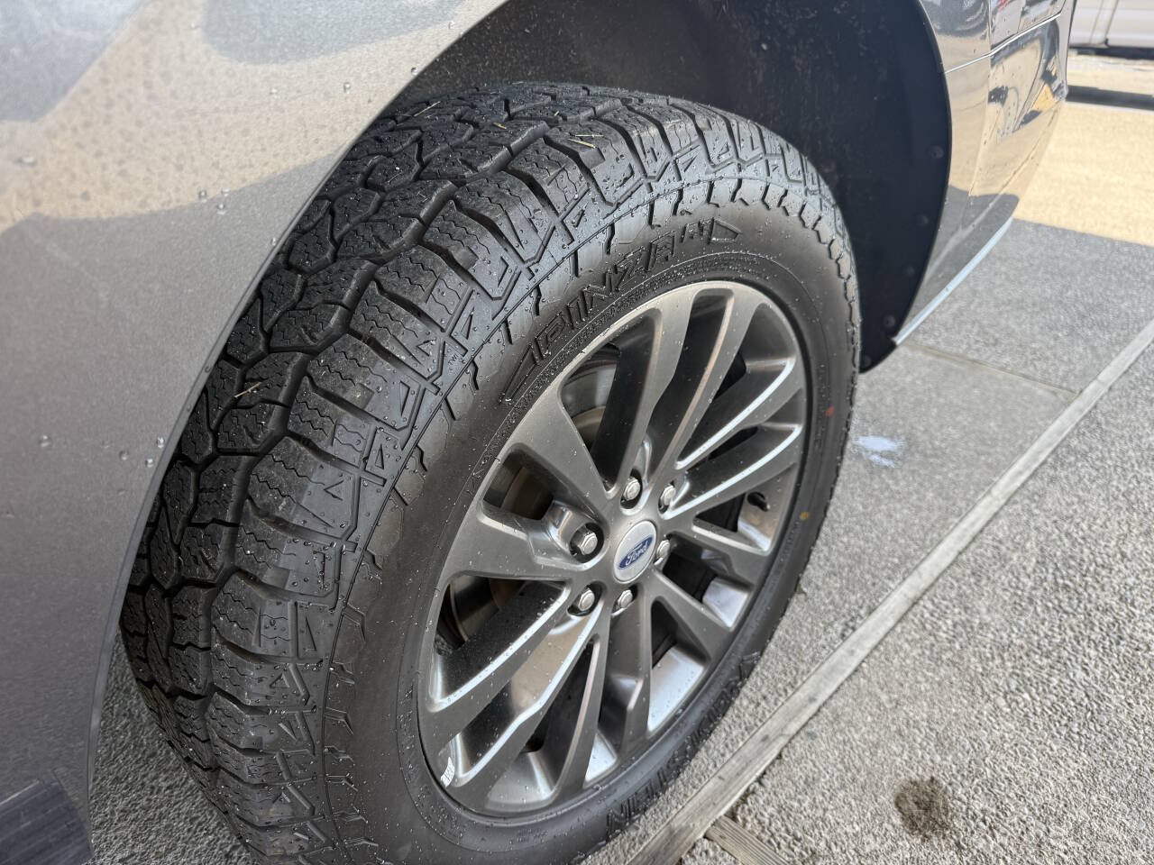 Used 2020 Ford Expedition Limited AWD/4WD image 15