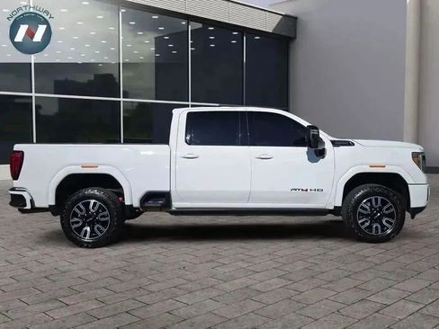 Used 2022 GMC Sierra 3500 AT4 w/ AT4 Preferred Package image 6