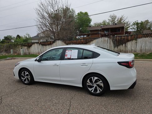Used 2025 Subaru Legacy Premium AWD/4WD image 5