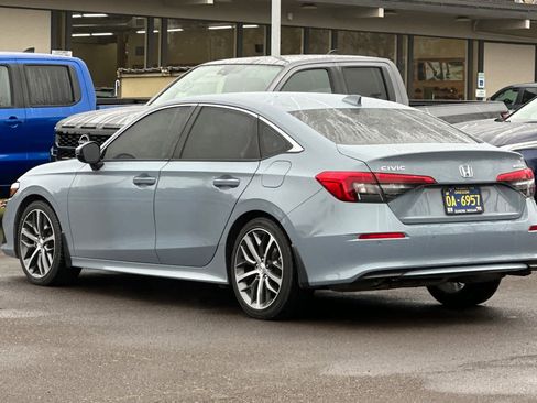 Used 2024 Honda Civic Touring image 6