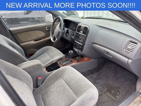 Used 2002 Kia Optima SE image 12
