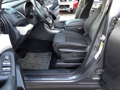 Used 2019 Subaru Ascent Premium AWD/4WD image 26