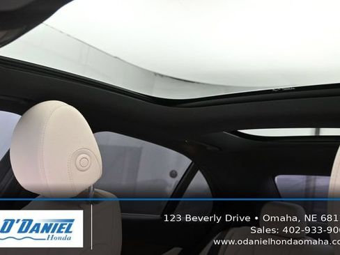 Used 2019 Mercedes-Benz E 300 4MATIC image 34