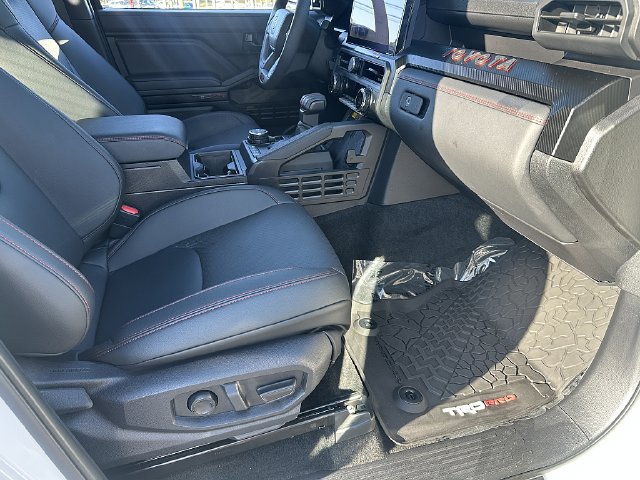 Certified 2026 Toyota Tacoma TRD Pro AWD/4WD image 11