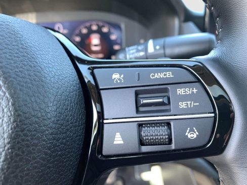 Used 2023 Honda Accord Touring image 16