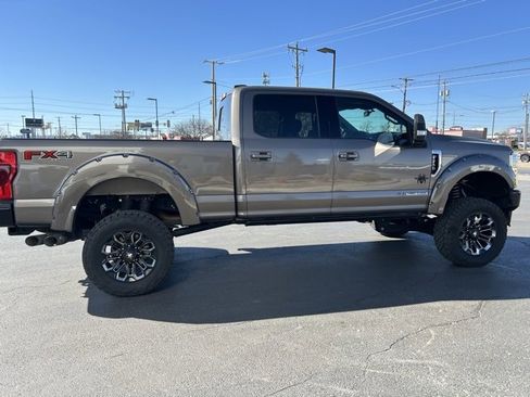 Used 2020 Ford F250 Lariat w/ Lariat Ultimate Package image 5