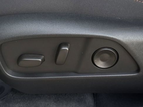 New 2026 Chevrolet Equinox ACTIV w/ Convenience Package III image 26