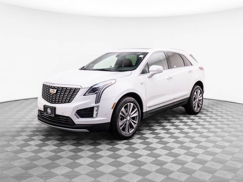 New 2025 Cadillac XT5 Premium Luxury w/ Technology Package image 3