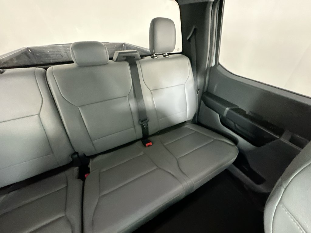 Used 2022 Ford F150 XL w/ Equipment Group 101A High RWD image 14