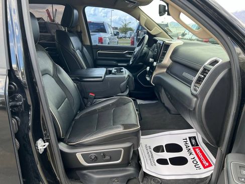 Used 2019 RAM 1500 Laramie AWD/4WD image 13