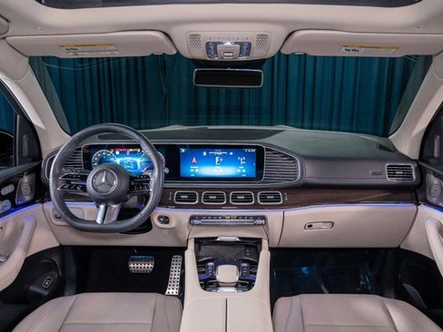 Certified 2024 Mercedes-Benz GLS 450 4MATIC image 29