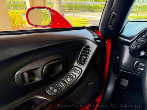 Used 1999 Chevrolet Corvette Coupe w/ Performance Handling Pkg RWD image 47