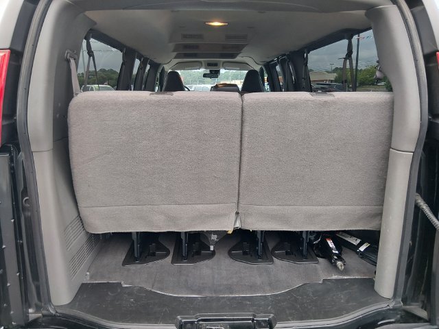 Used 2025 GMC Savana 3500 LT w/ LT Preferred Equipment Group RWD image 15