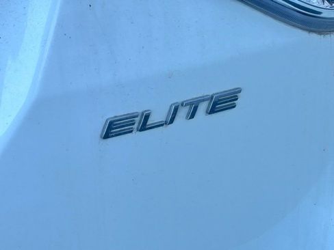 Used 2014 Honda Odyssey Touring Elite image 4