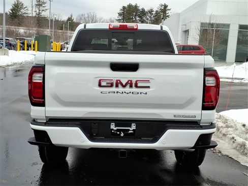 New 2026 GMC Canyon Elevation image 5