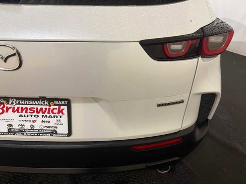 Certified 2024 MAZDA CX-50 AWD 2.5 S w/ Cargo Package image 18