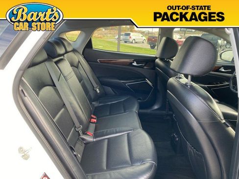Used 2019 Kia Cadenza Technology image 10