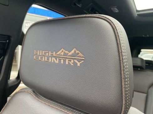 Used 2021 Chevrolet Tahoe High Country image 9