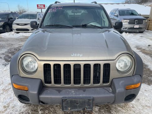 Used 2004 Jeep Liberty Sport w/ PWR Convenience Group image 3