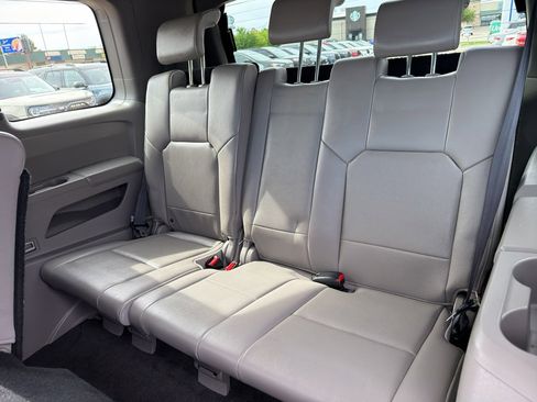 Used 2010 Honda Pilot EX-L image 16