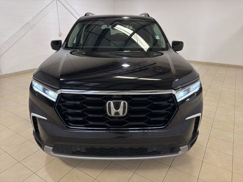 Used 2024 Honda Pilot Elite image 8