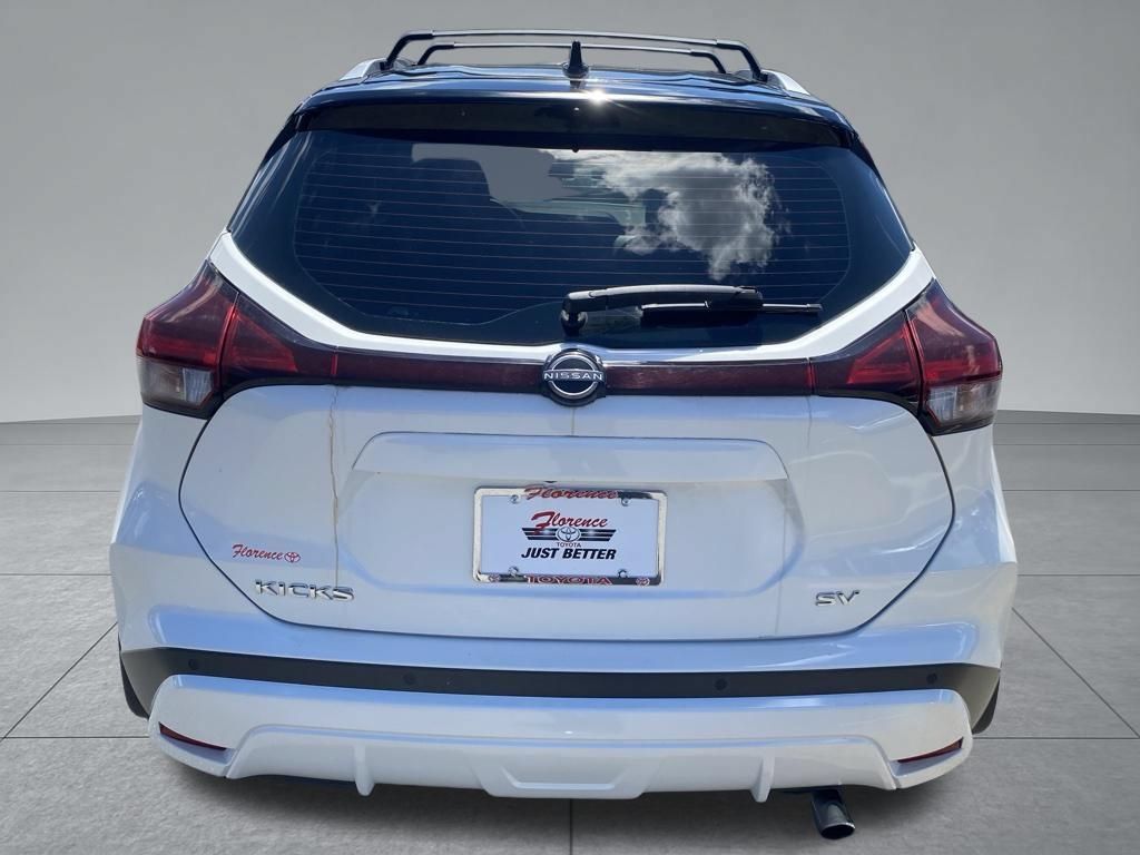 Used 2023 Nissan Kicks SV w/ Exterior Package FWD image 12