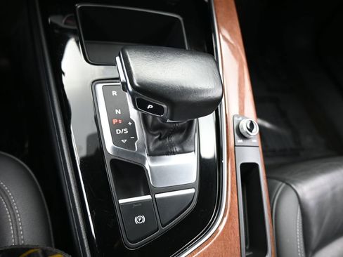 Used 2020 Audi A5 2.0T Premium image 28