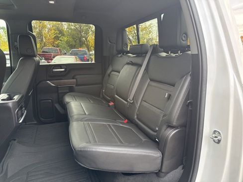 Used 2023 GMC Sierra 3500 Denali image 16