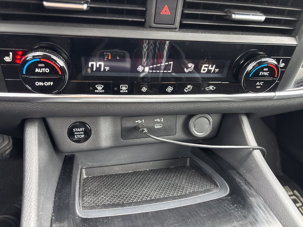 Used 2025 Nissan Rogue SV AWD/4WD image 20
