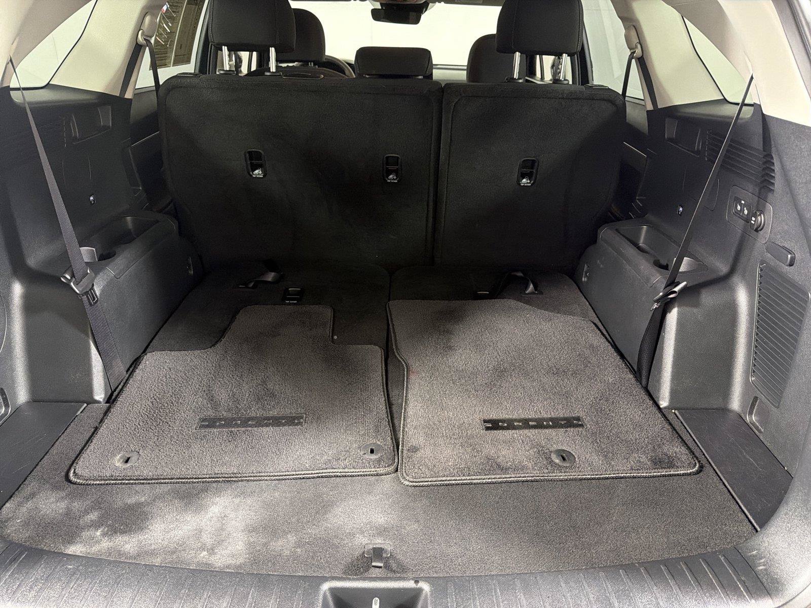 Used 2023 Kia Sorento LX FWD image 16