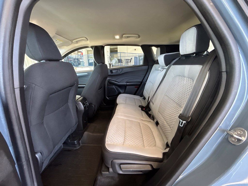 Certified 2023 Ford Escape Active FWD image 31